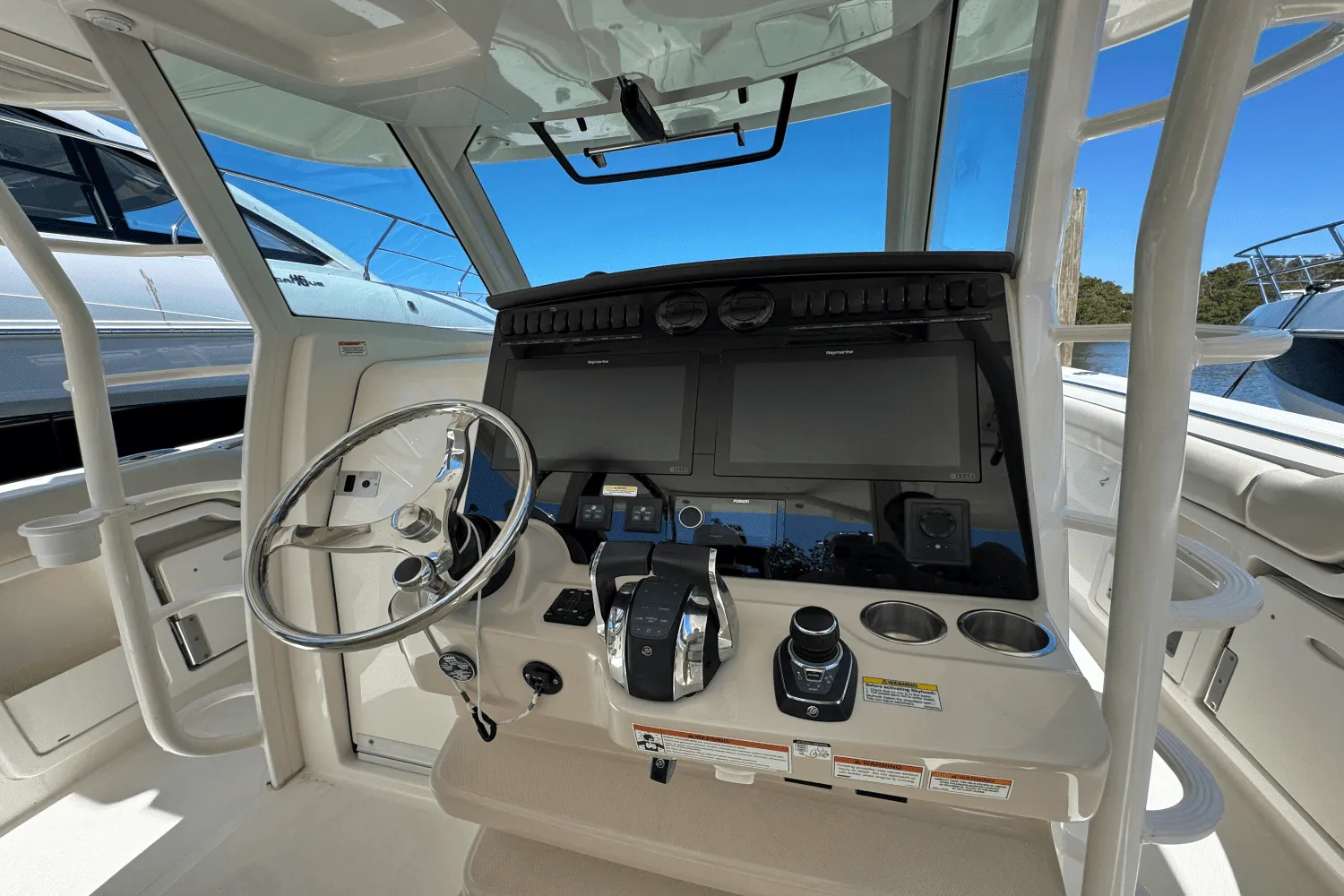 2021 Boston Whaler 380 Outrage Image Thumbnail #20