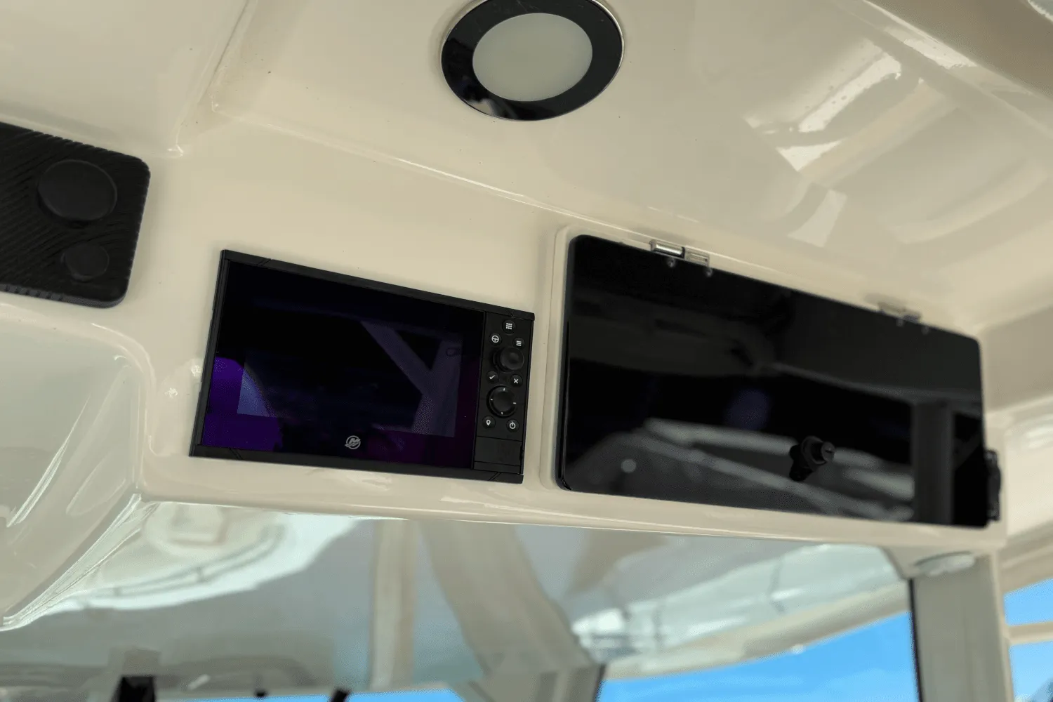 2021 Boston Whaler 380 Outrage Image Thumbnail #28