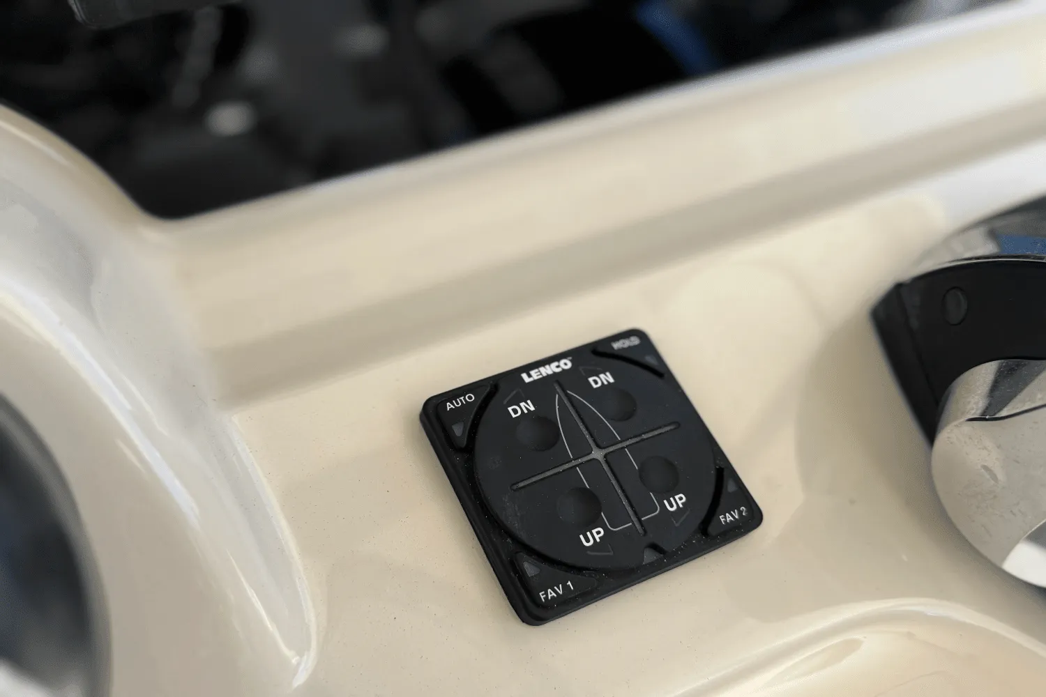 2021 Boston Whaler 380 Outrage Image Thumbnail #24