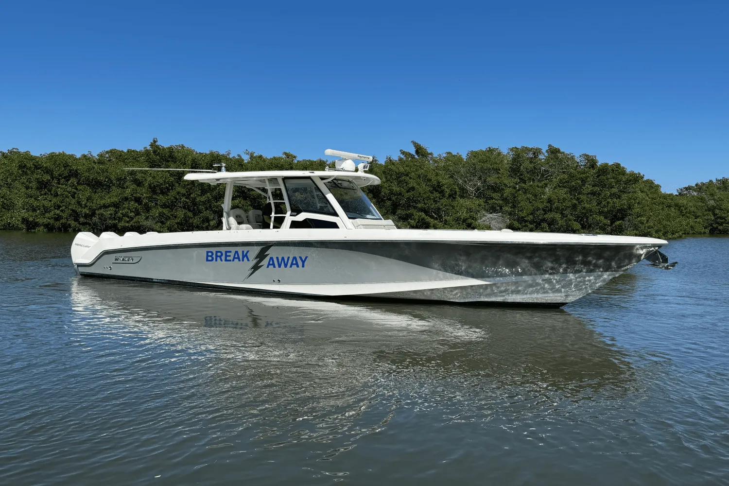 2021 Boston Whaler 380 Outrage Image Thumbnail #10