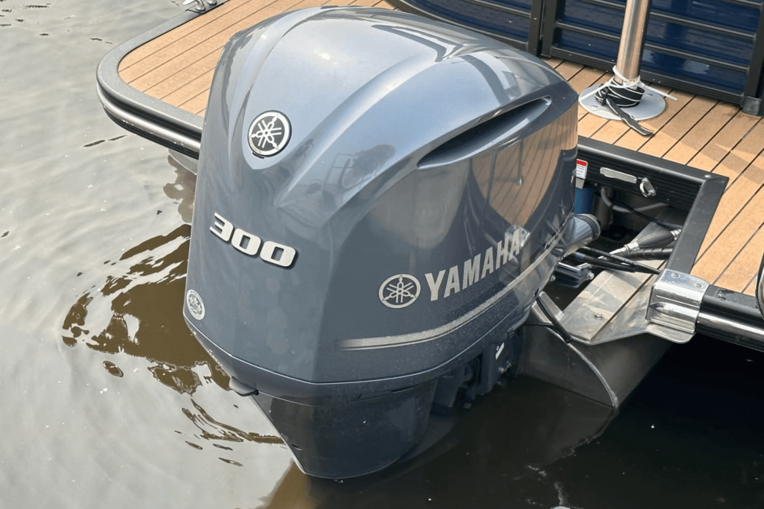 2015 Bennington 2550 GSR TRITOON Image Thumbnail #15