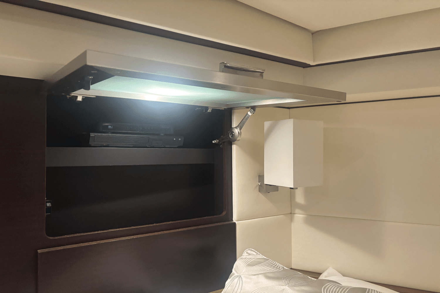 2018 Tiara Yachts 53 COUPE Image Thumbnail #52