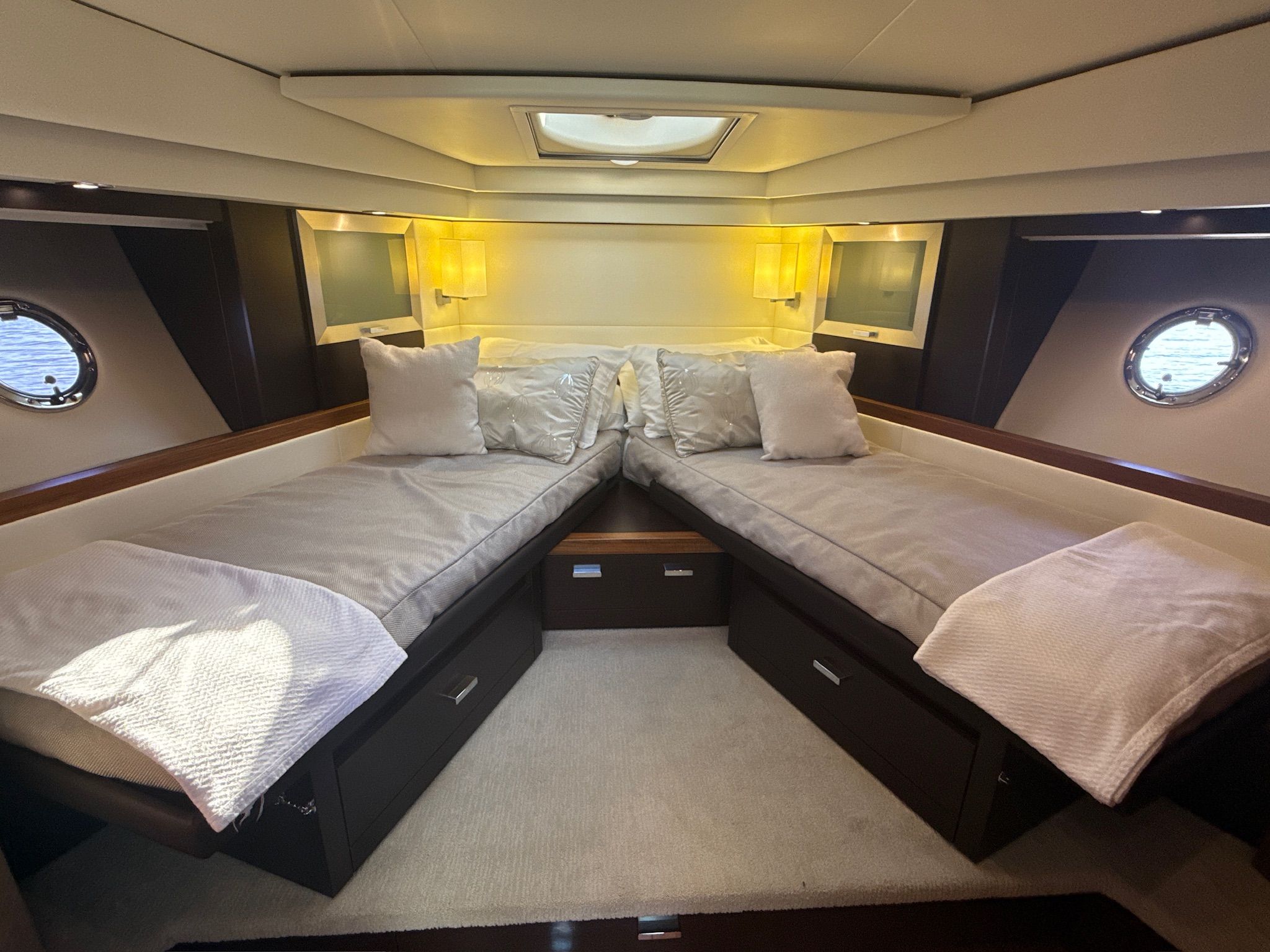 2018 Tiara Yachts 53 COUPE Image Thumbnail #31