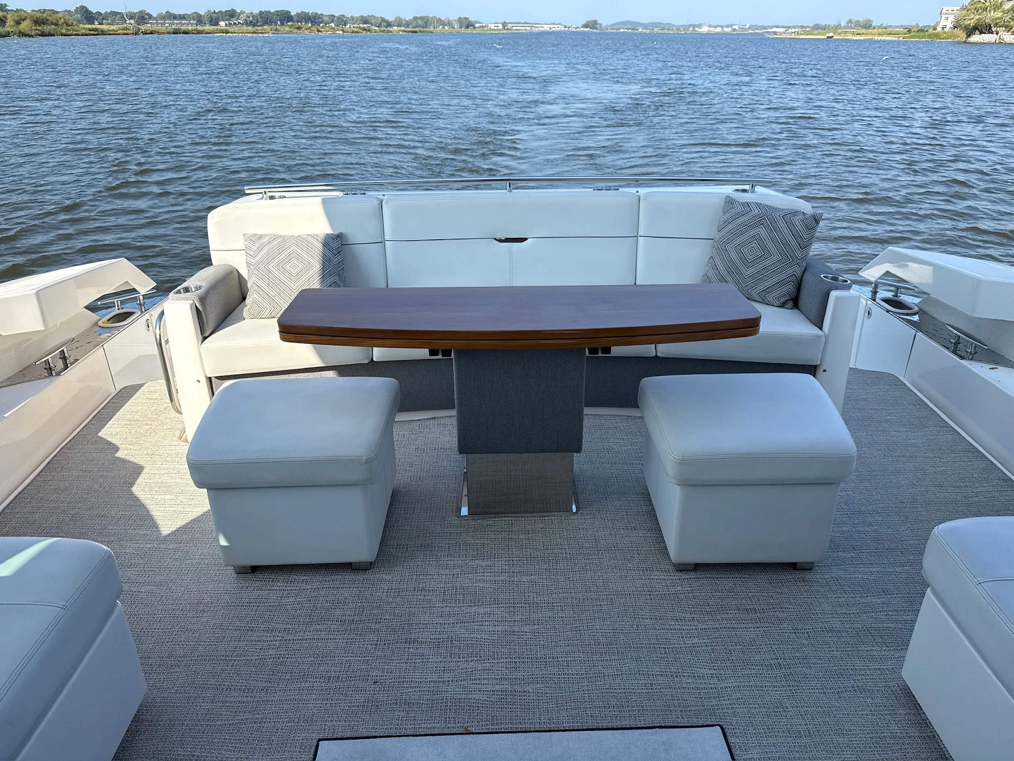 2018 Tiara Yachts 53 COUPE Image Thumbnail #17