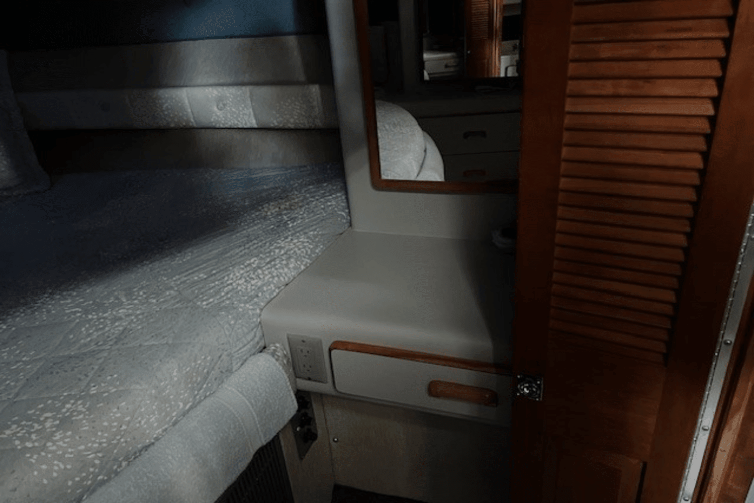 1990 Sea Ray 380 AFT CABIN Image Thumbnail #19