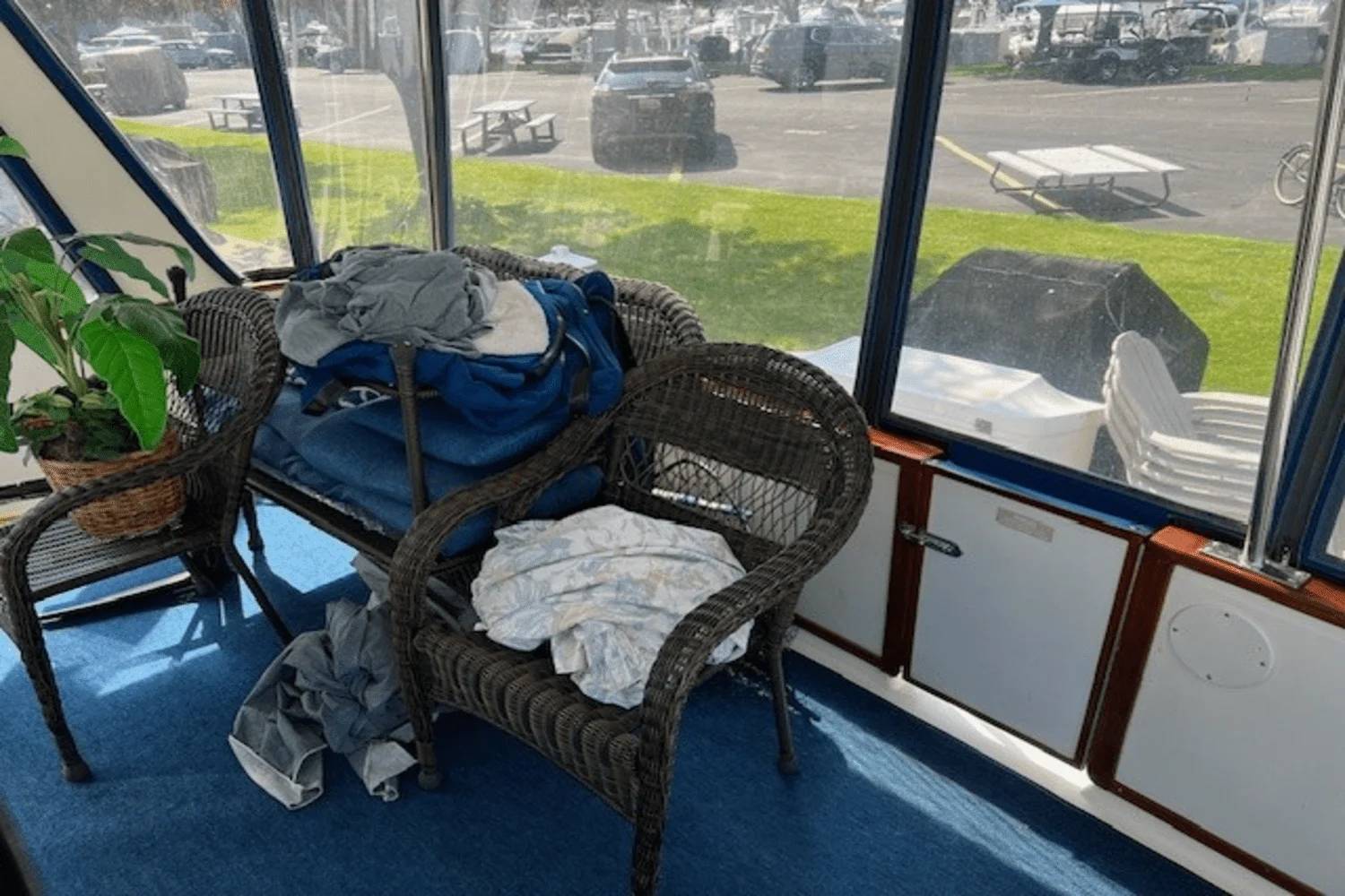 1990 Sea Ray 380 AFT CABIN Image Thumbnail #3