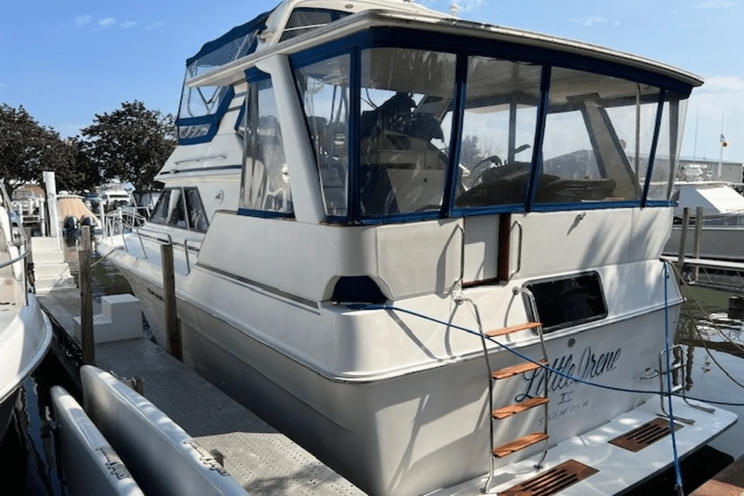 1990 Sea Ray 380 AFT CABIN Image Thumbnail #2