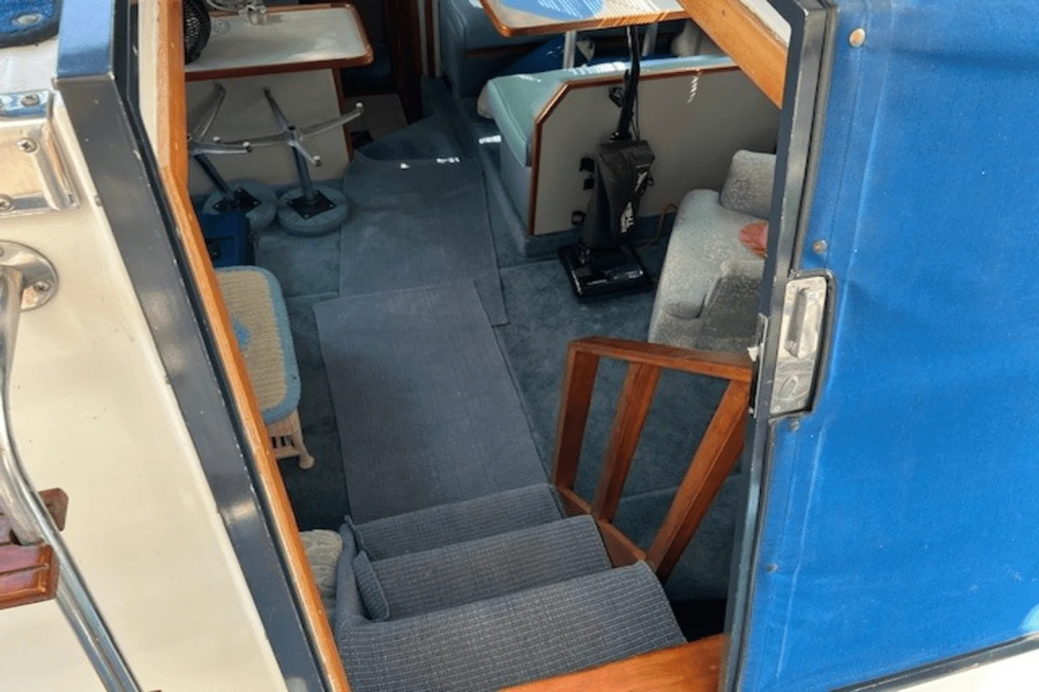 1990 Sea Ray 380 AFT CABIN Image Thumbnail #8