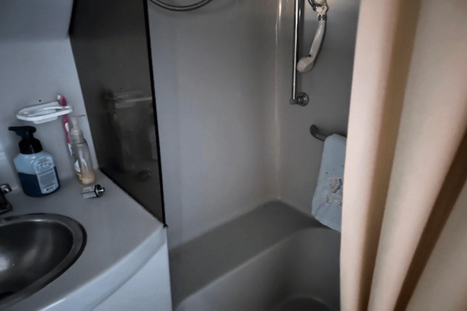 1990 Sea Ray 380 AFT CABIN Image Thumbnail #13