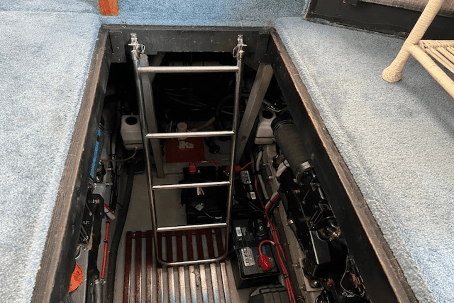 1990 Sea Ray 380 AFT CABIN Image Thumbnail #17