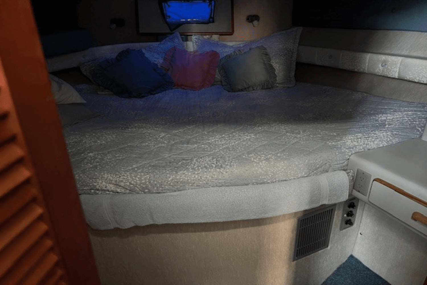 1990 Sea Ray 380 AFT CABIN Image Thumbnail #18