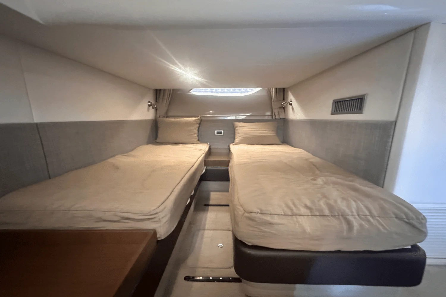 2016 Sea Ray 400 SUNDANCER Image Thumbnail #29