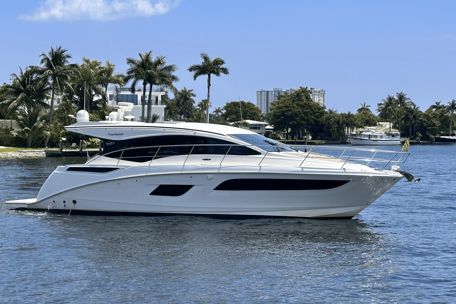 2016 Sea Ray 400 SUNDANCER Image Thumbnail #1