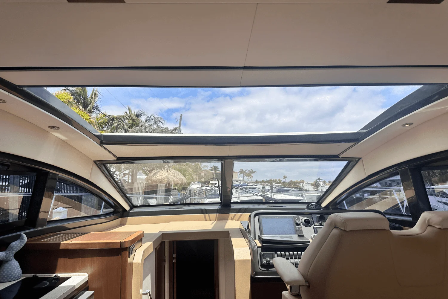 2016 Sea Ray 400 SUNDANCER Image Thumbnail #20