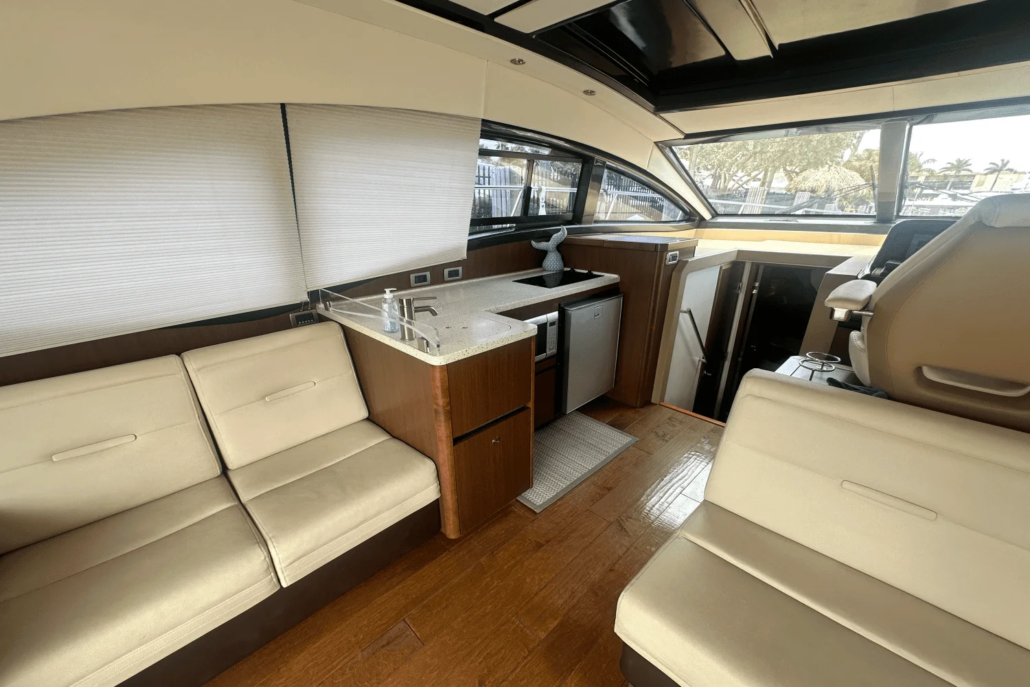 2016 Sea Ray 400 SUNDANCER Image Thumbnail #17
