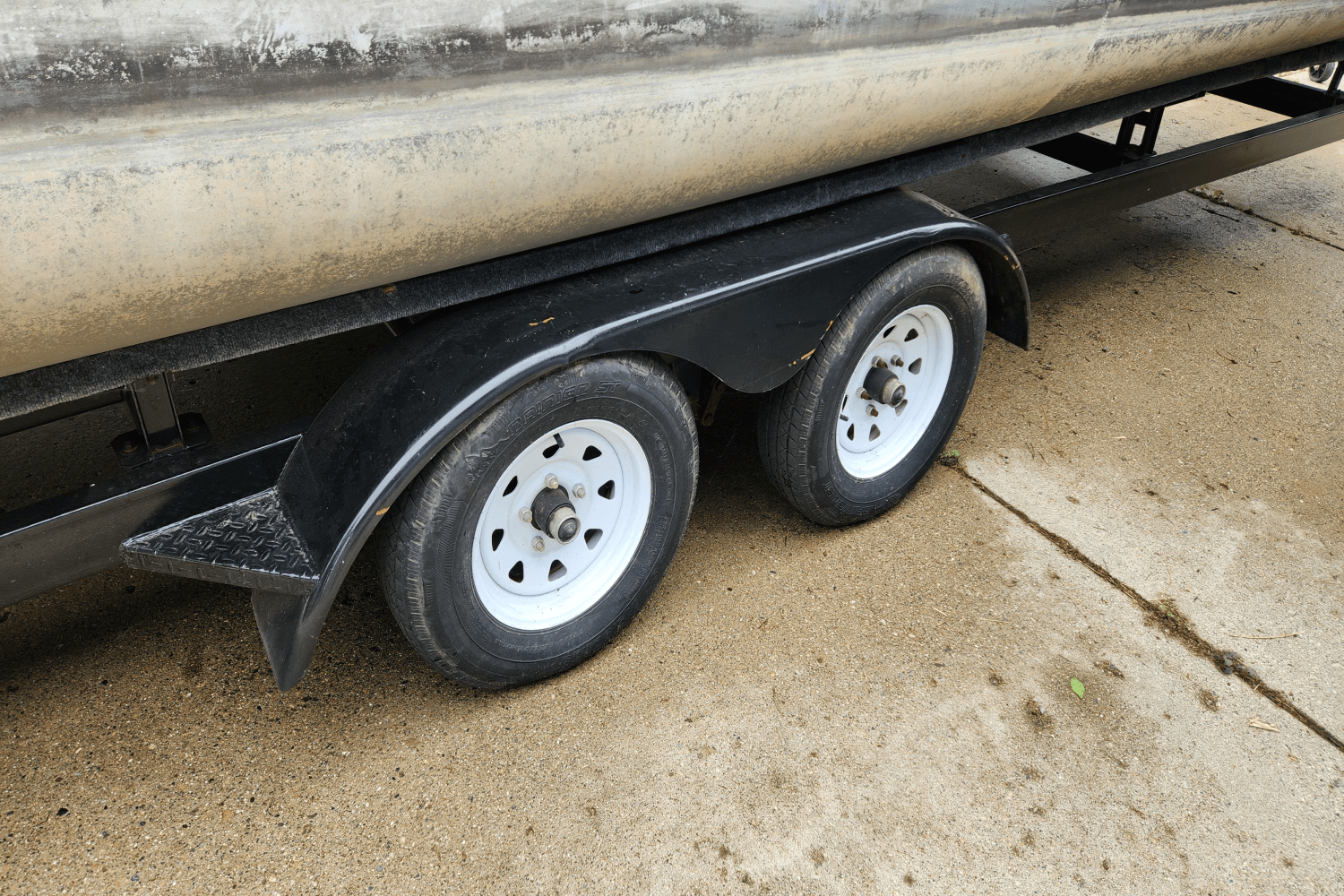 2017 Berkshire 23SRFX ARCH S Image Thumbnail #8