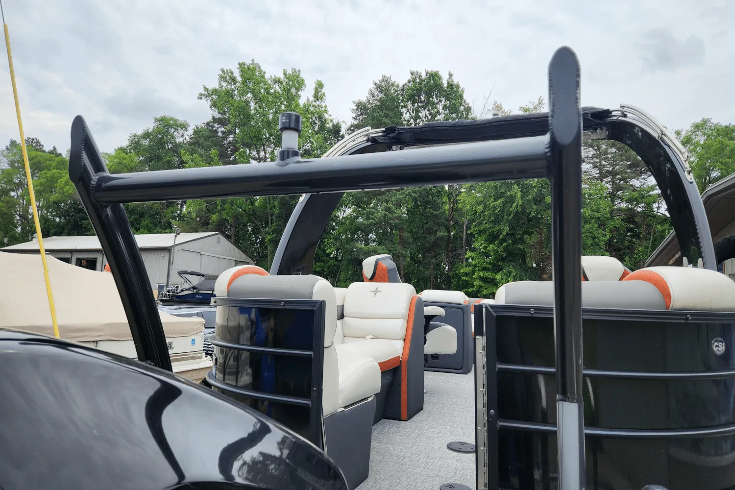 2017 Berkshire 23SRFX ARCH S Image Thumbnail #4