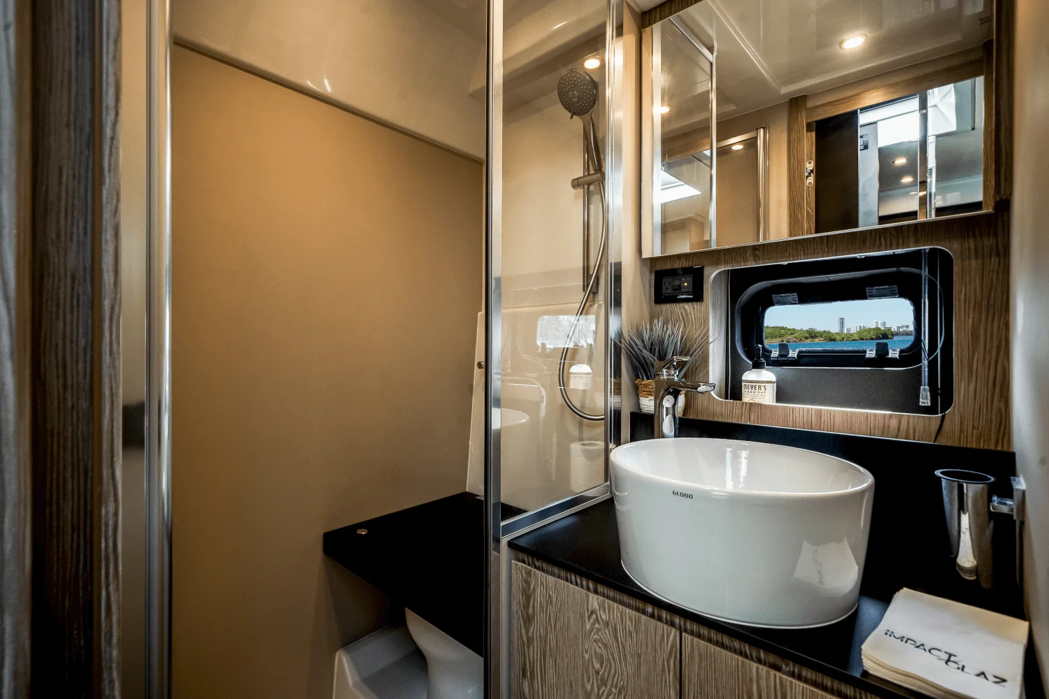 2019 Azimut ATLANTIS 43 Image Thumbnail #37