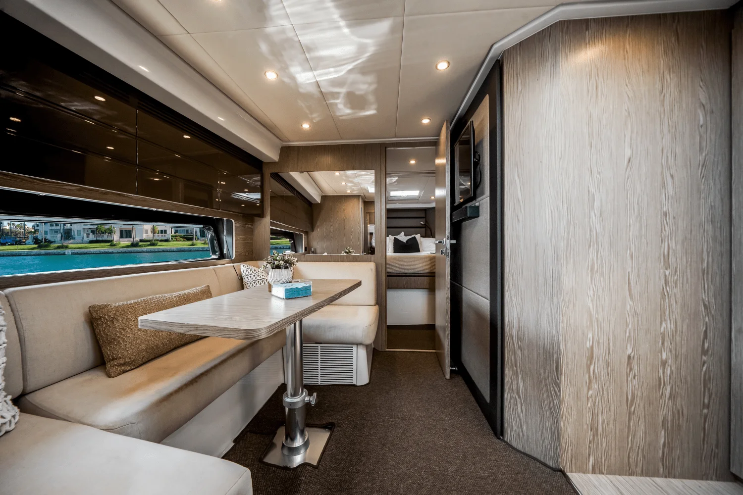 2019 Azimut ATLANTIS 43 Image Thumbnail #24