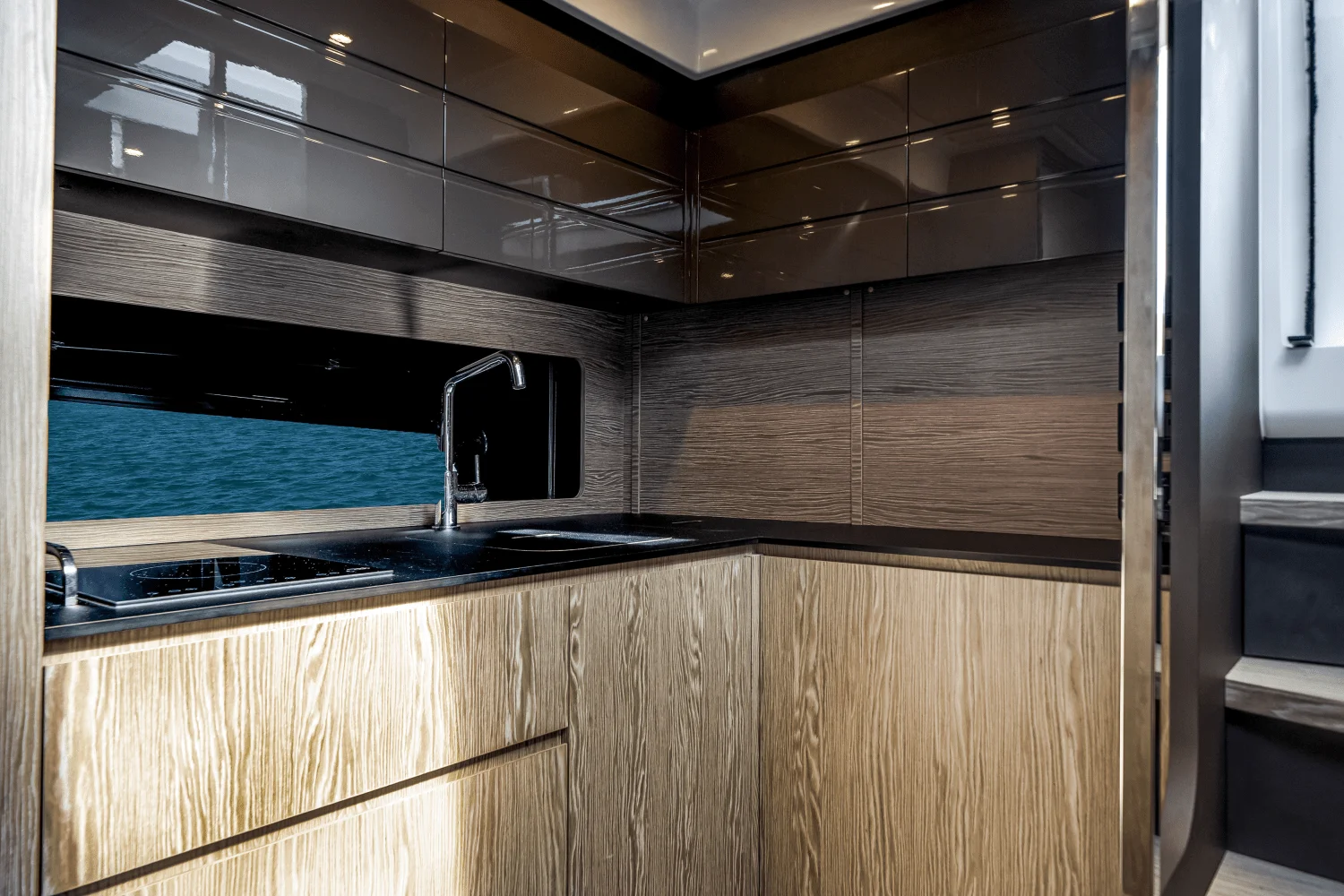 2019 Azimut ATLANTIS 43 Image Thumbnail #23