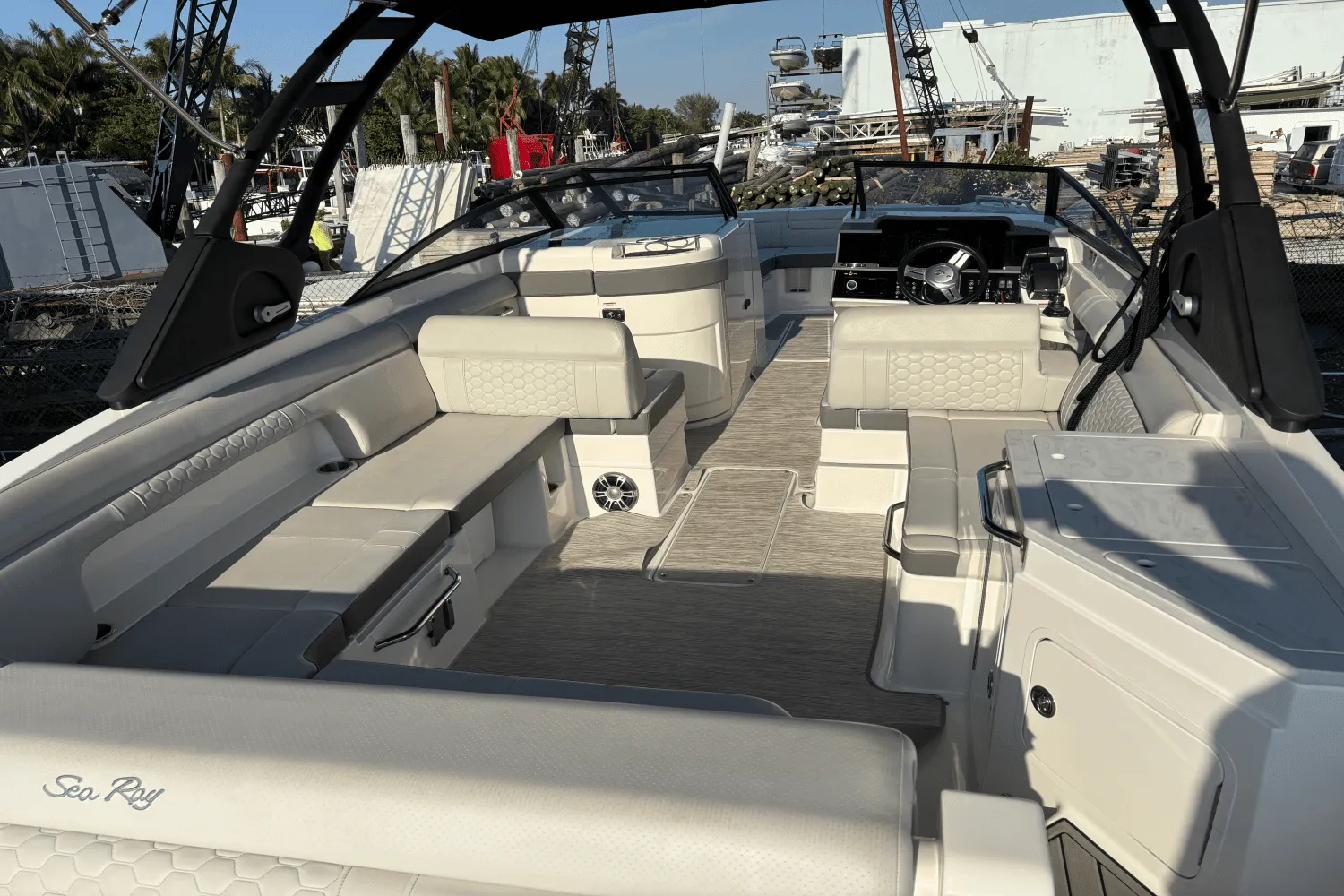 2023 Sea Ray 290 SDX OB Image Thumbnail #35