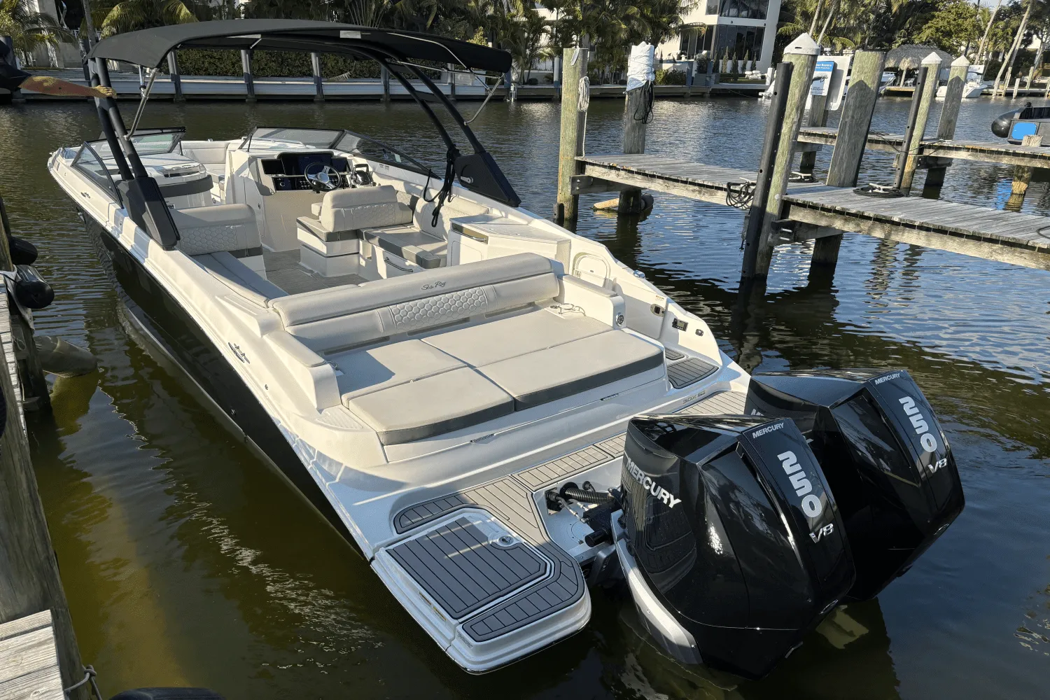 2023 Sea Ray 290 SDX OB Image Thumbnail #22