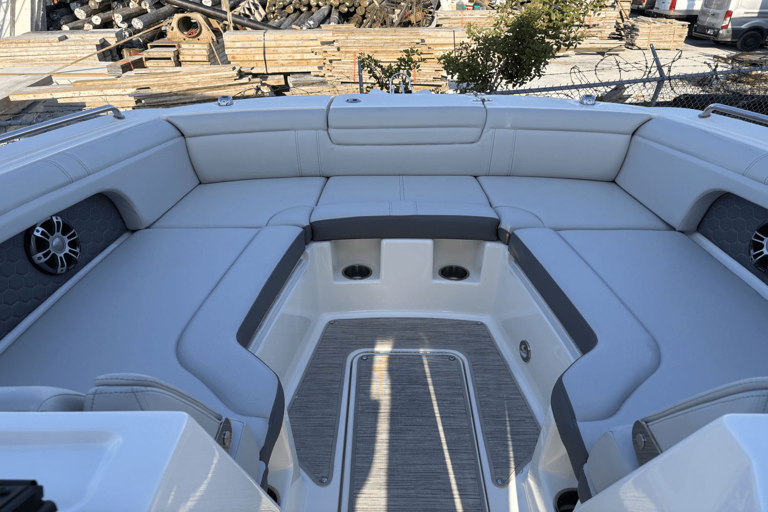 2023 Sea Ray 290 SDX OB Image Thumbnail #28