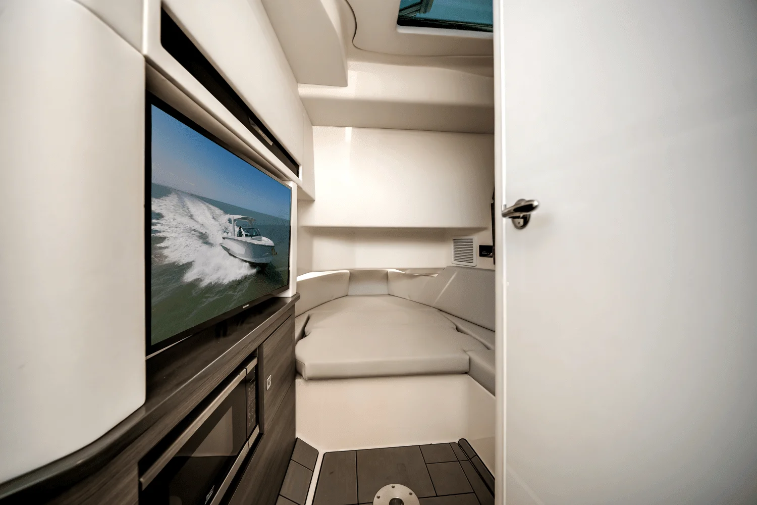 2023 Aviara 36 OB Image Thumbnail #24