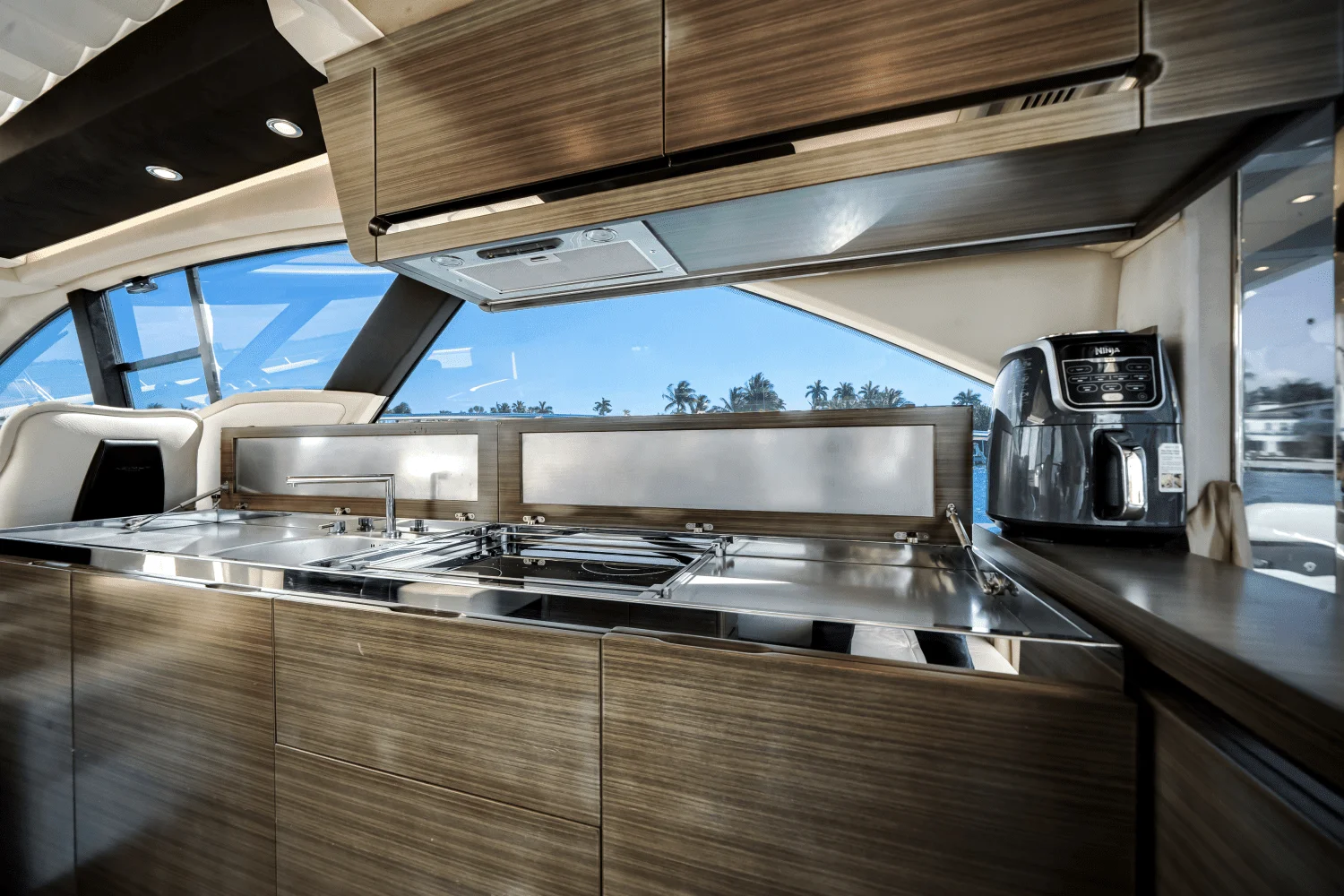 2017 Azimut 55S Image Thumbnail #37