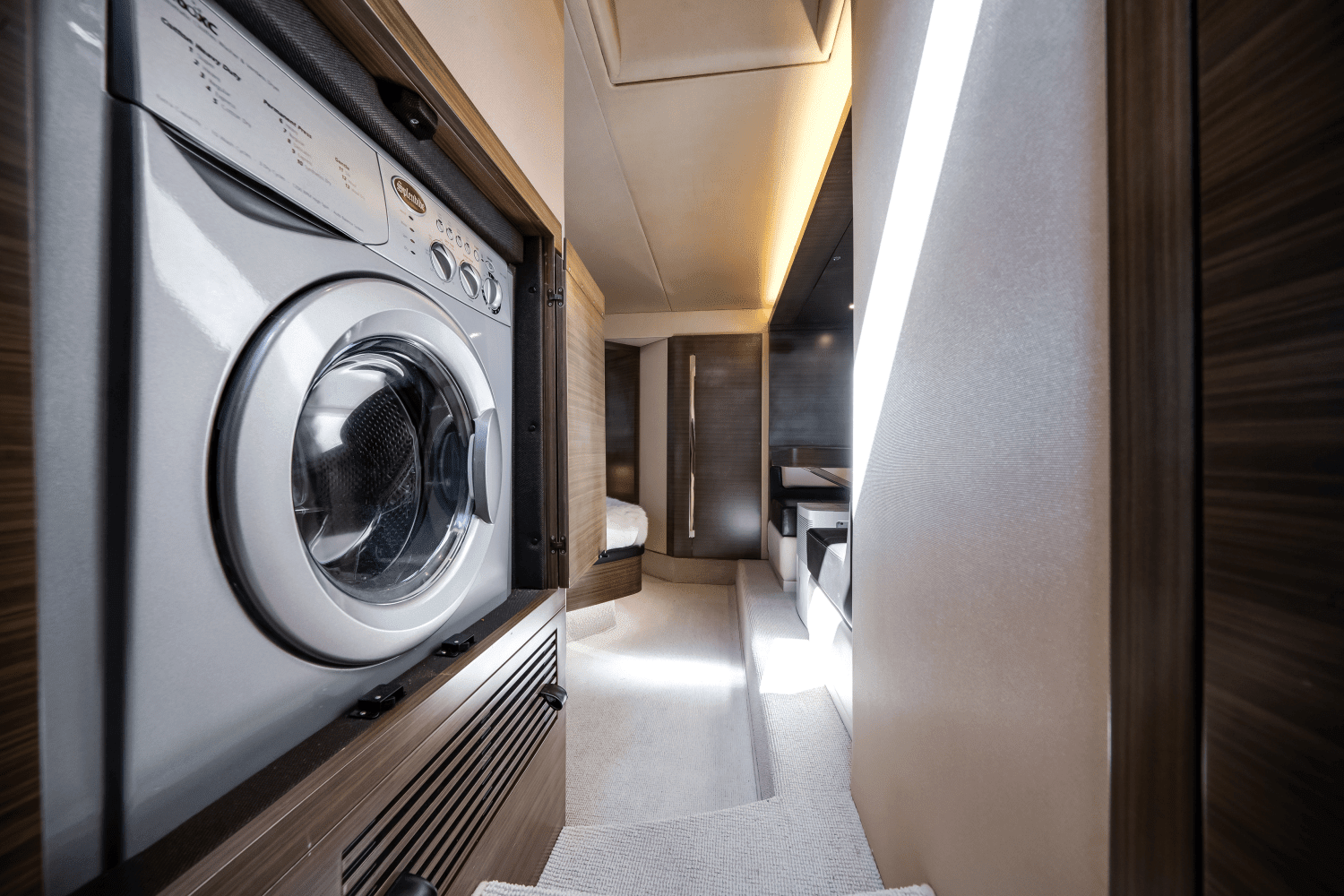 2017 Azimut 55S Image Thumbnail #30