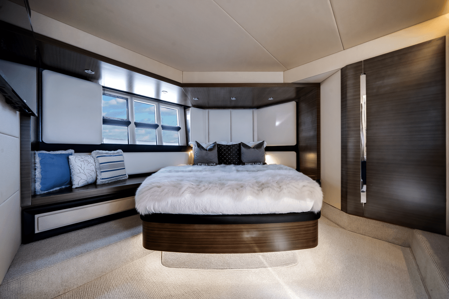 2017 Azimut 55S Image Thumbnail #24