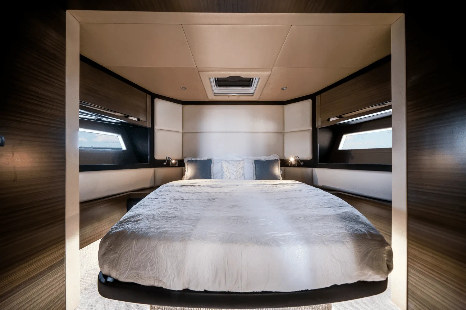 2017 Azimut 55S Image Thumbnail #20
