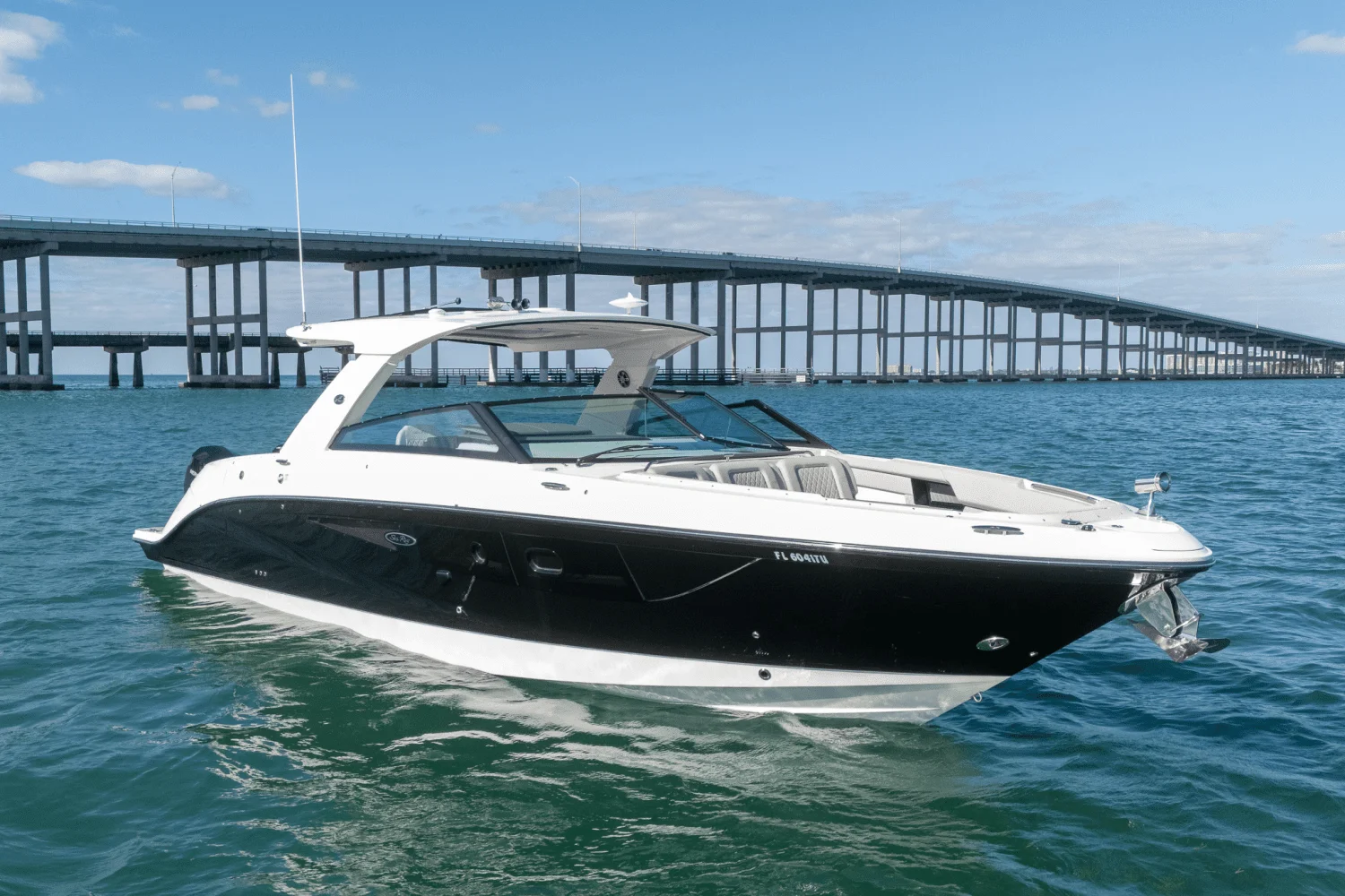 2023 Sea Ray 400 SLX OB Image Thumbnail #1