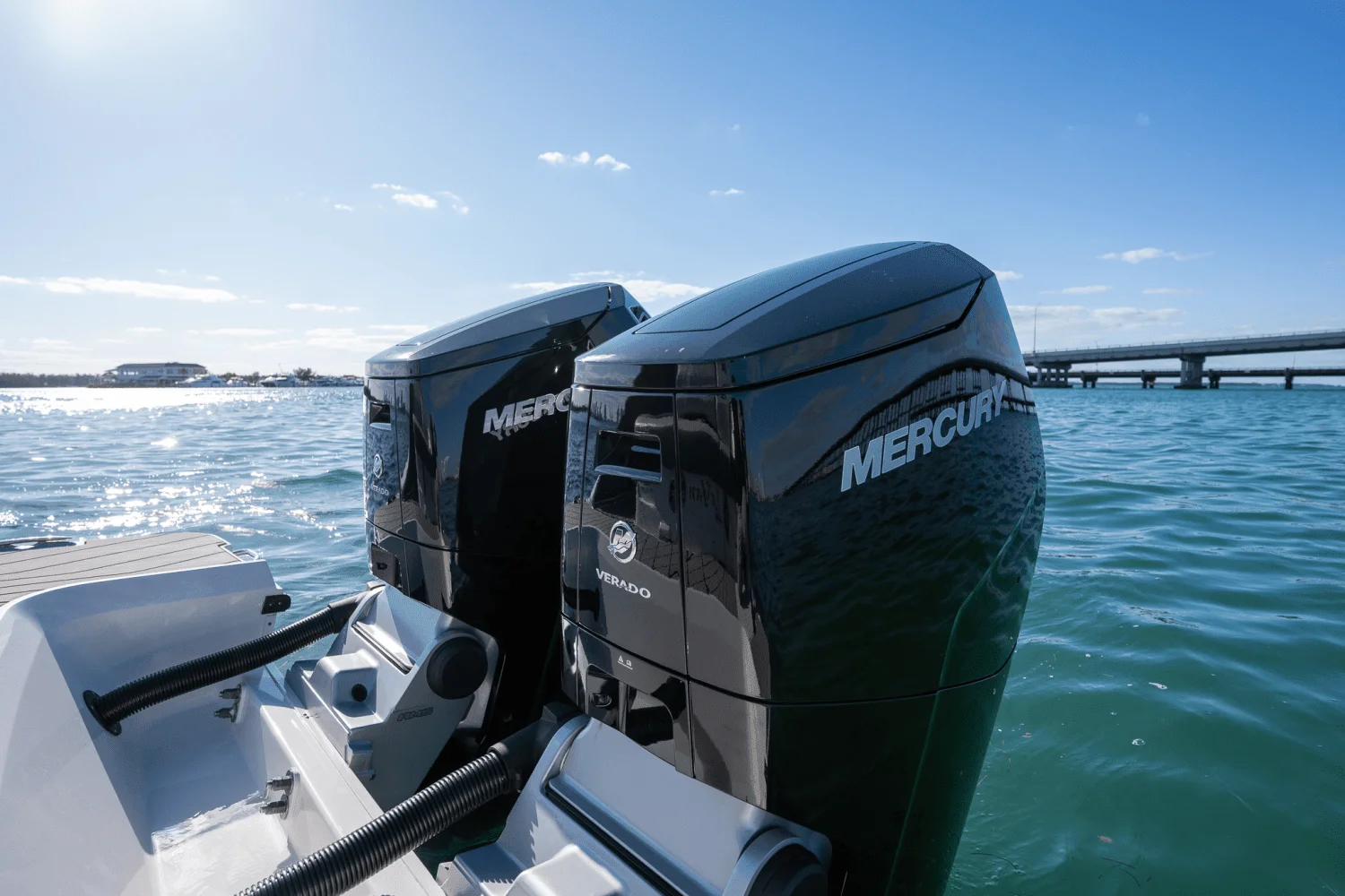 2023 Sea Ray 400 SLX OB Image Thumbnail #32