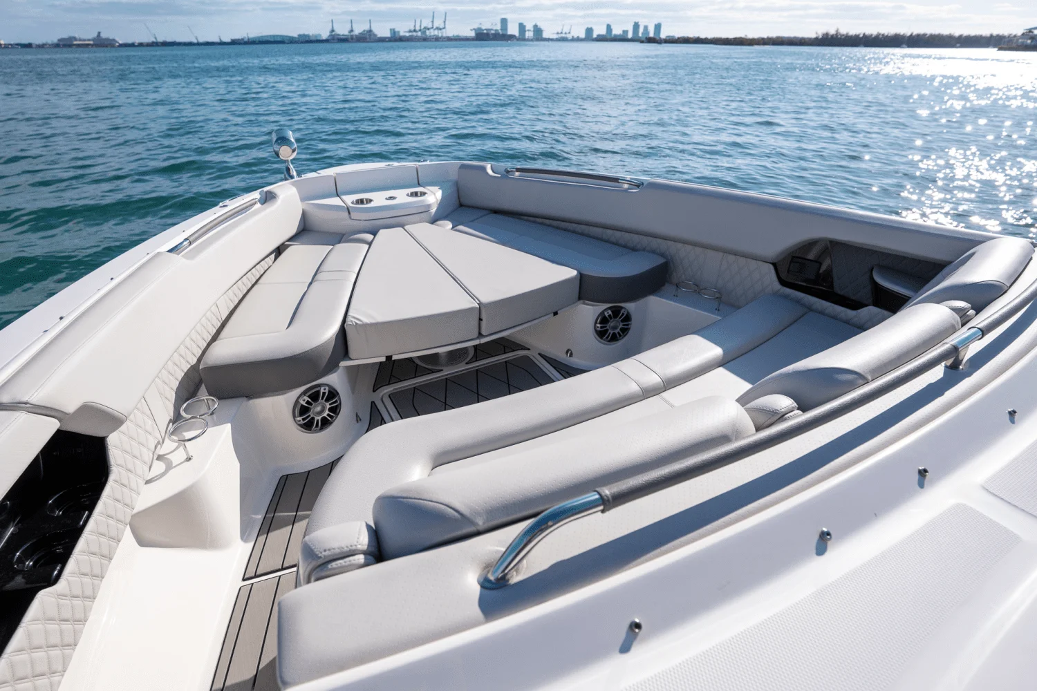 2023 Sea Ray 400 SLX OB Image Thumbnail #22