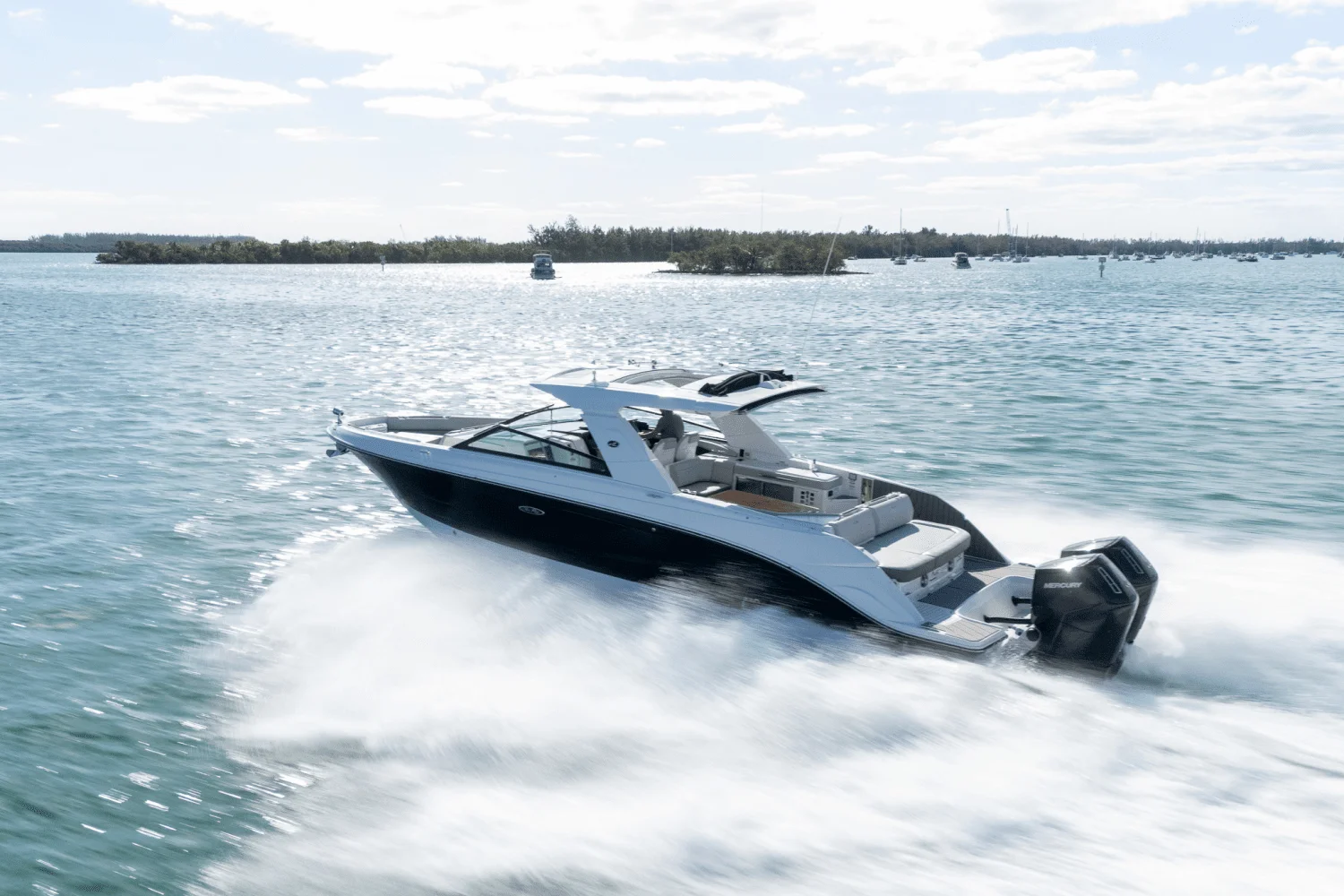 2023 Sea Ray 400 SLX OB Image Thumbnail #12