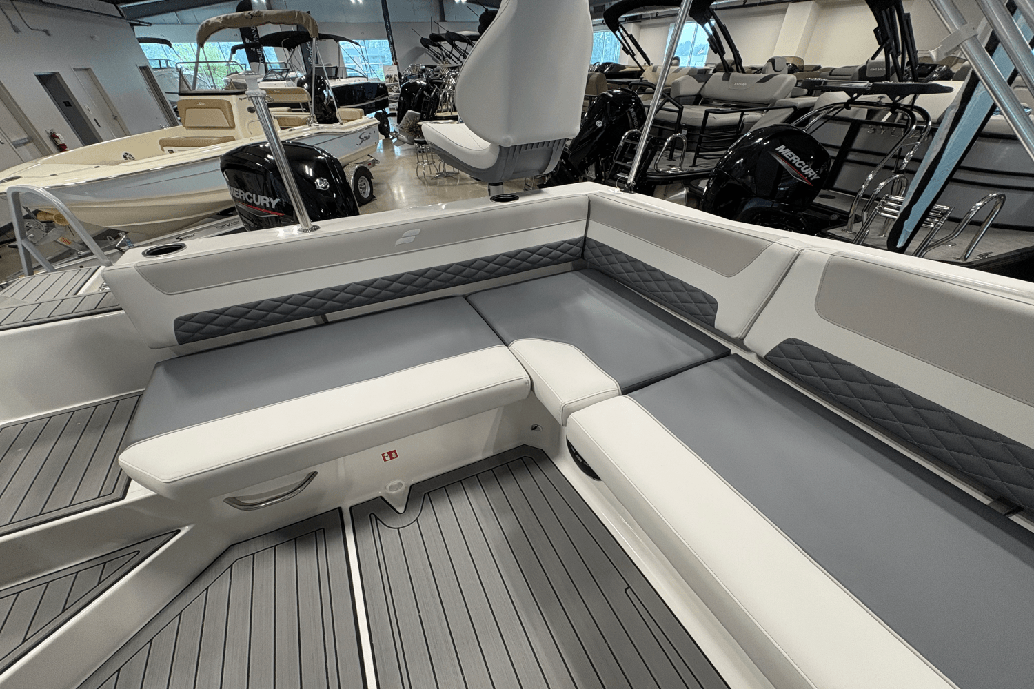 2026 Starcraft SVX 191 OB Image Thumbnail #4