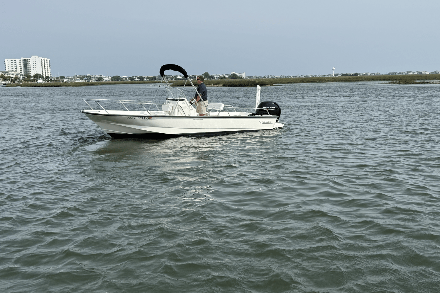 2018 Boston Whaler 190 Montauk Image Thumbnail #4