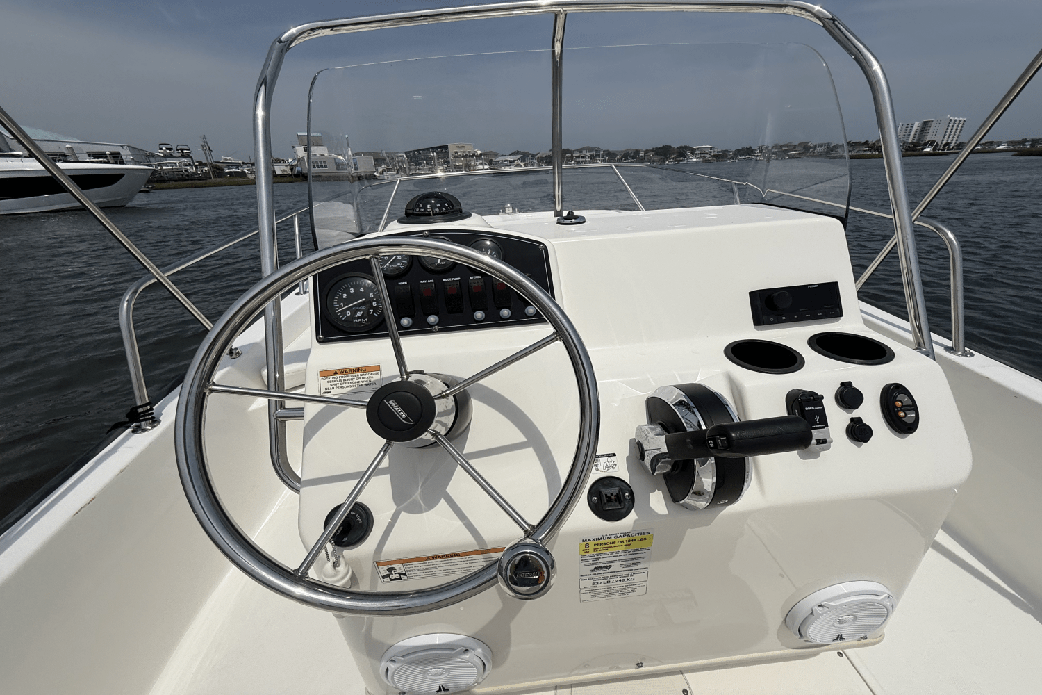 2018 Boston Whaler 190 Montauk Image Thumbnail #6