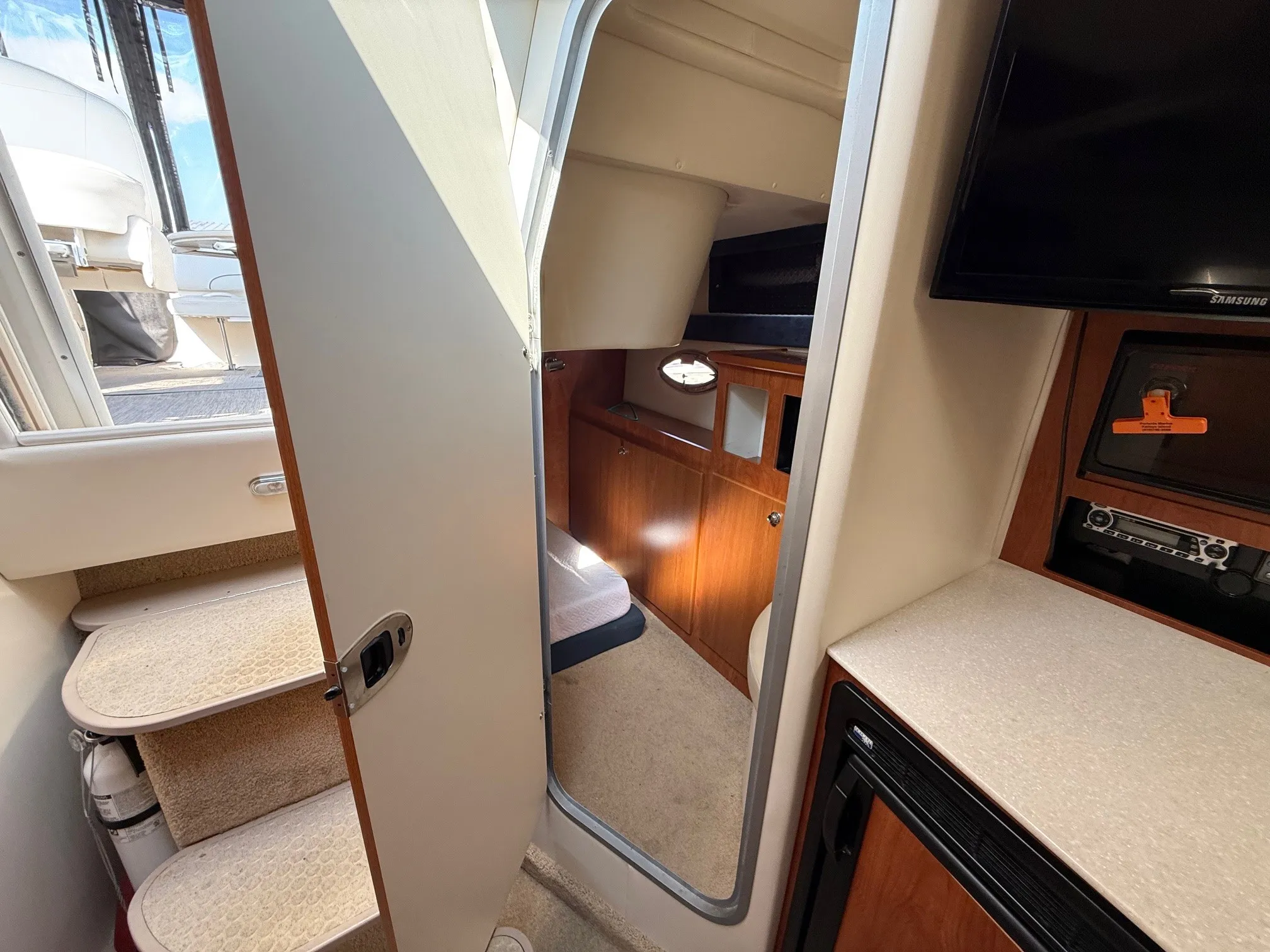 2008 Bayliner 320SB Image Thumbnail #17