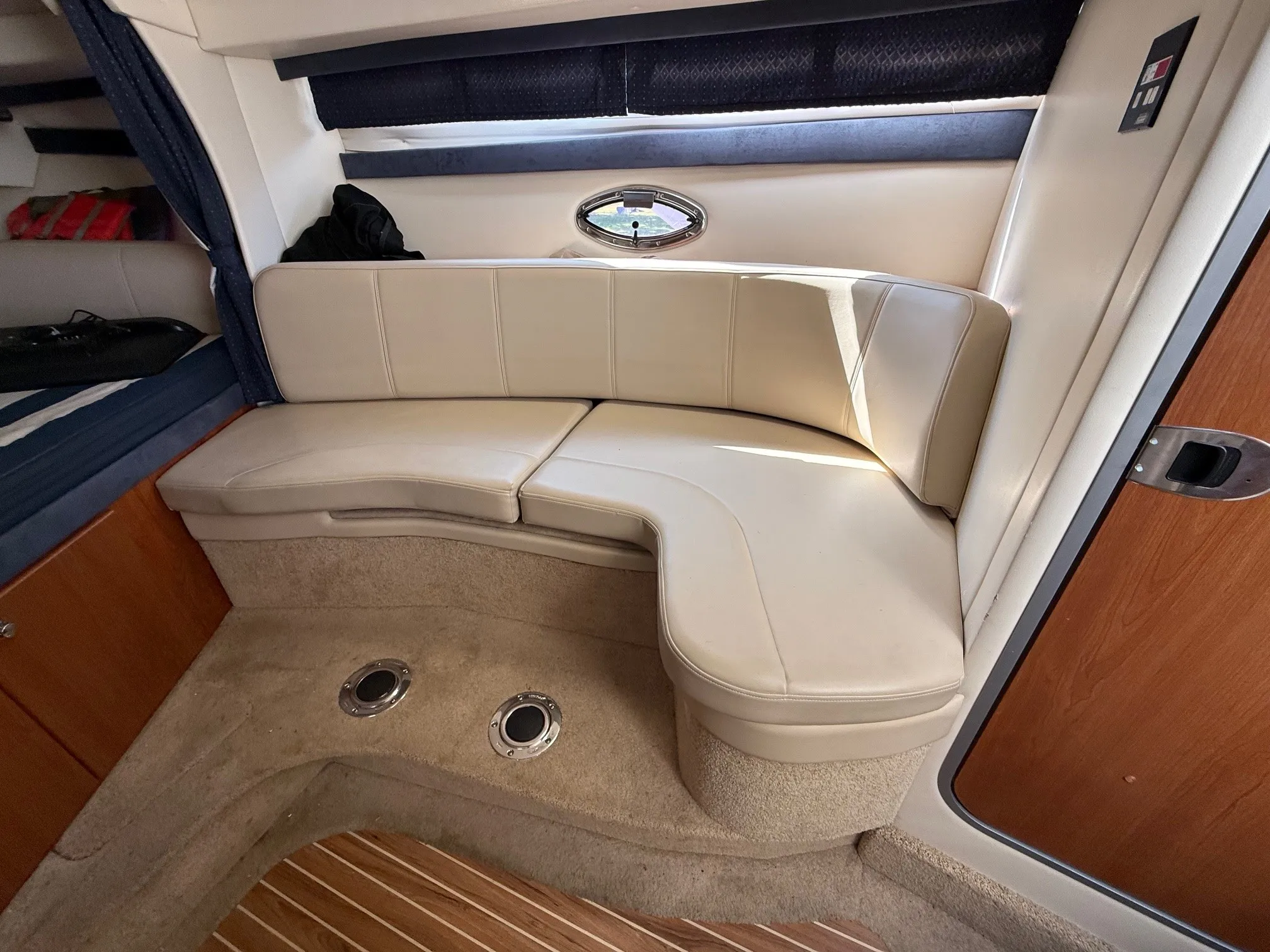 2008 Bayliner 320SB Image Thumbnail #19