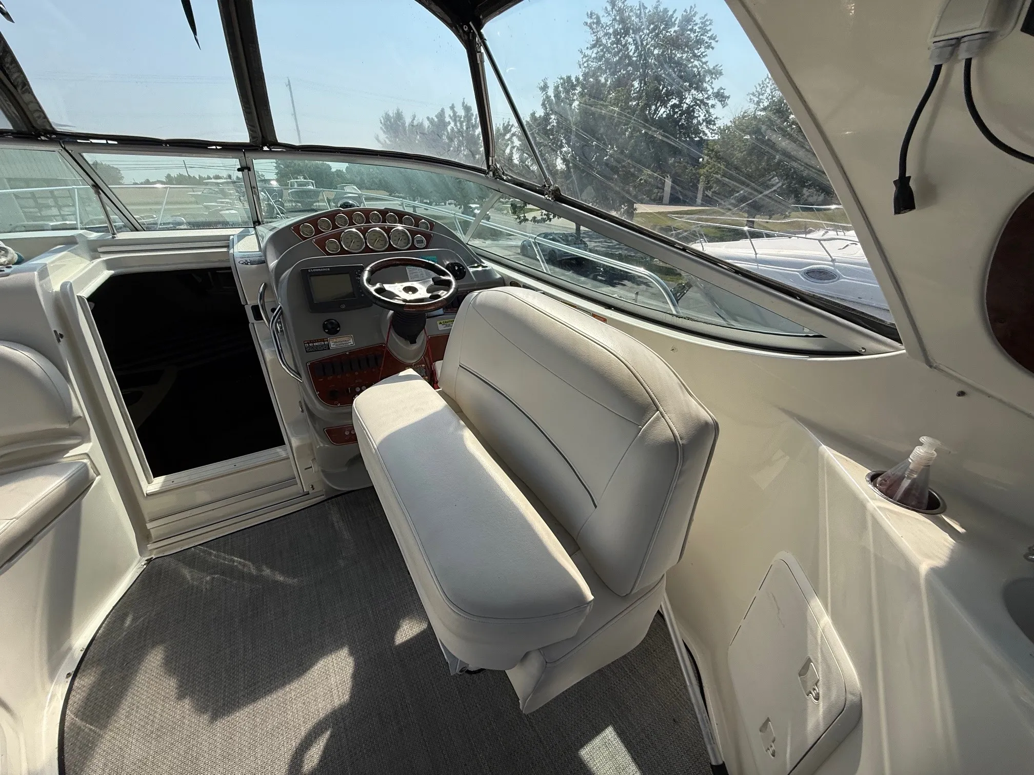 2008 Bayliner 320SB Image Thumbnail #10