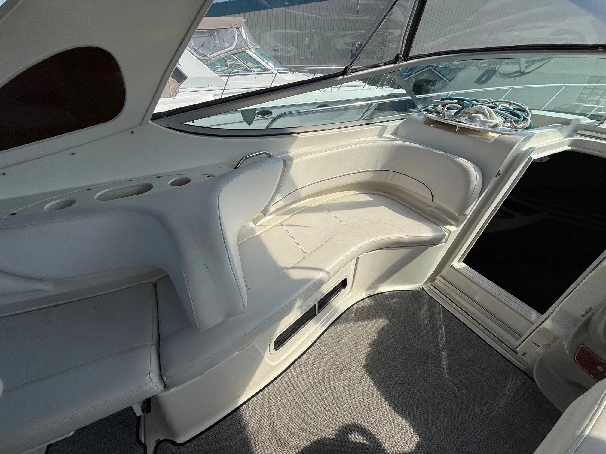 2008 Bayliner 320SB Image Thumbnail #7