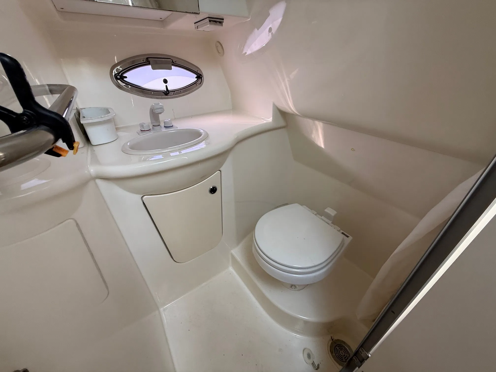 2008 Bayliner 320SB Image Thumbnail #20