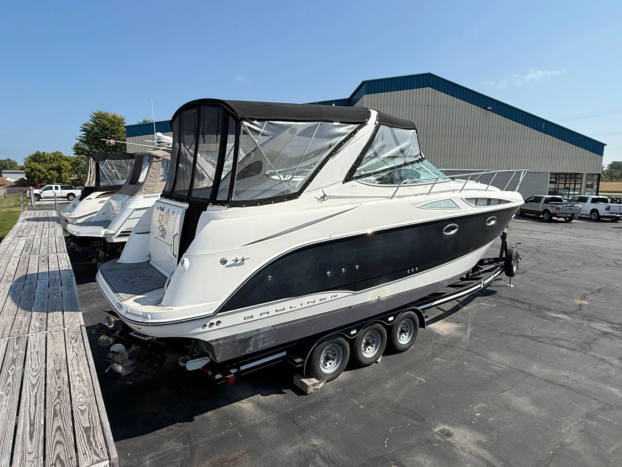 2008 Bayliner 320SB Image Thumbnail #2