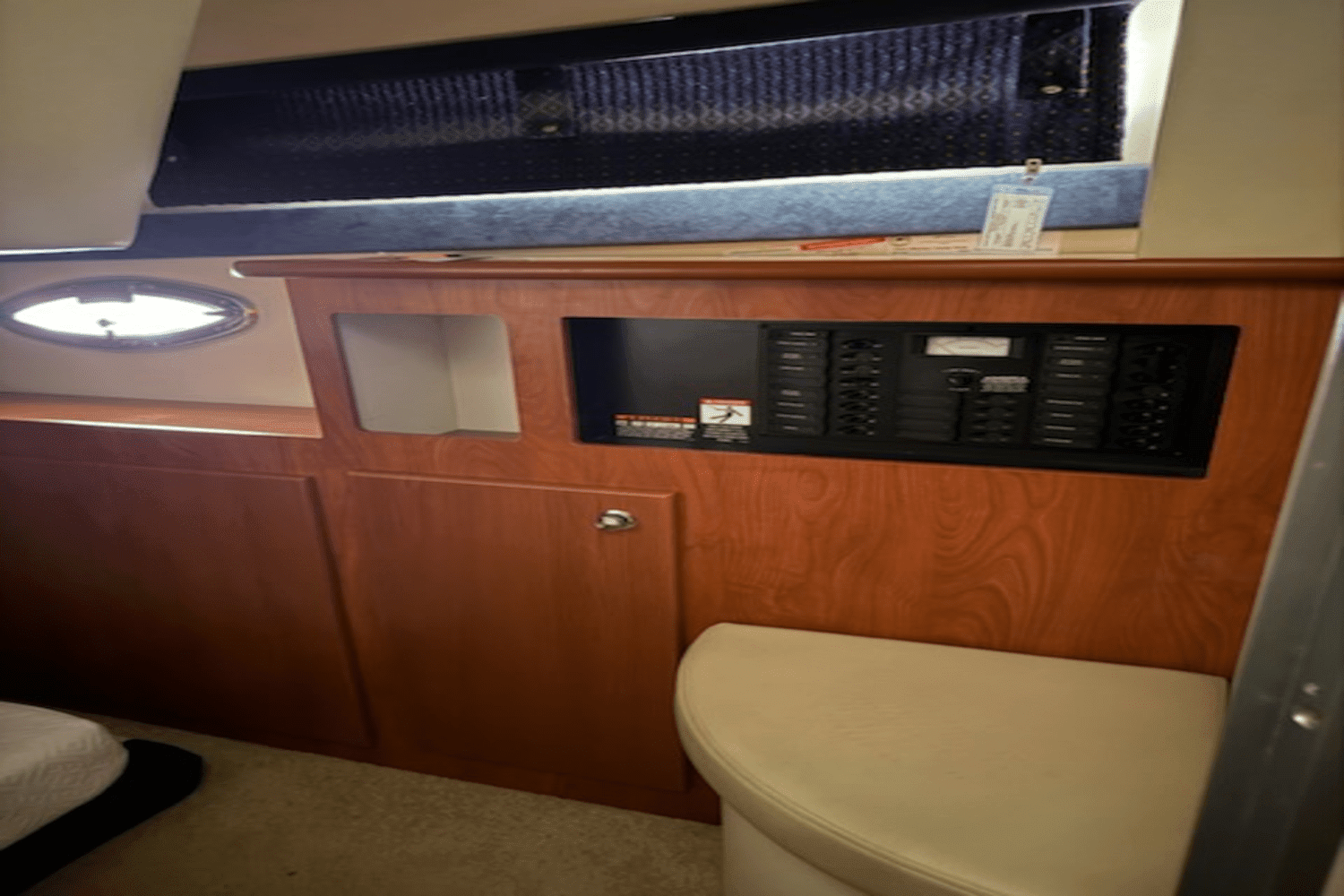 2008 Bayliner 320SB Image Thumbnail #17