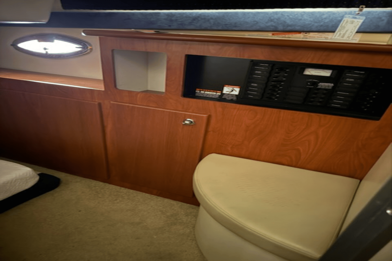 2008 Bayliner 320SB Image Thumbnail #16