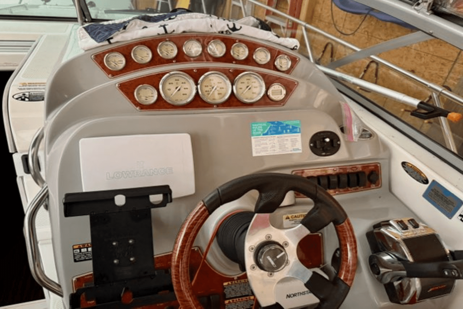 2008 Bayliner 320SB Image Thumbnail #6