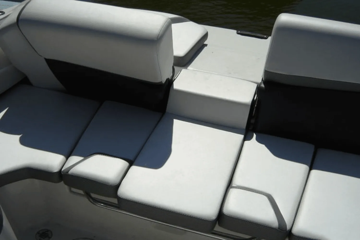 2019 Scarab 195 G Image Thumbnail #4