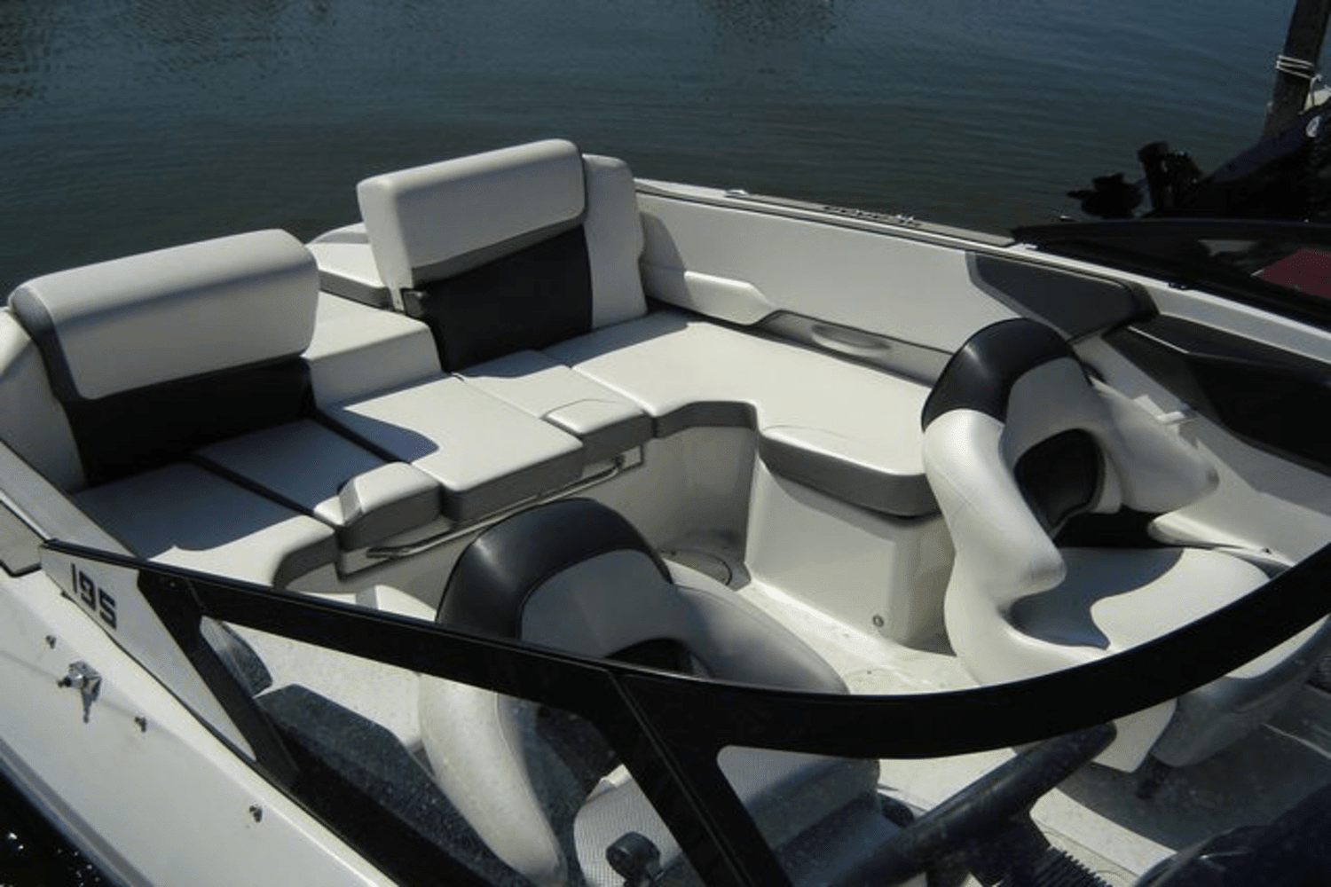 2019 Scarab 195 G Image Thumbnail #2